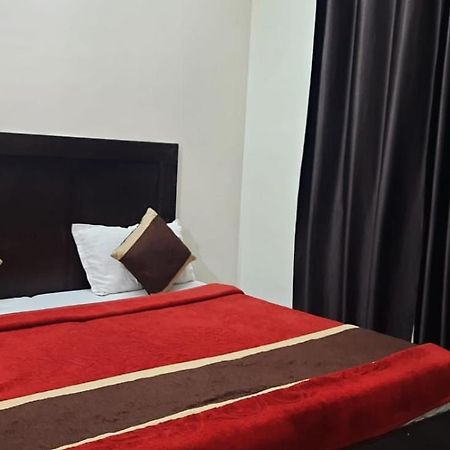 Hotel The Bird 데라둔 외부 사진